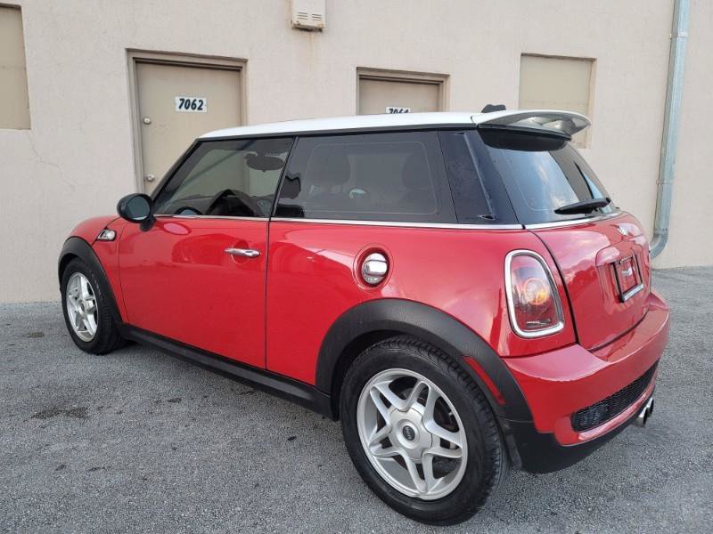 Used 2010 MINI Cooper S FWD image 4