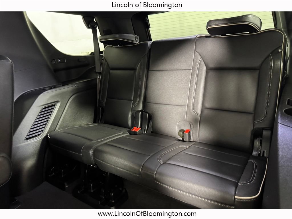 Used 2025 GMC Yukon Elevation AWD/4WD image 14