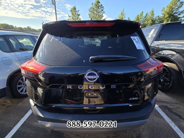 Used 2023 Nissan Rogue S AWD/4WD image 4