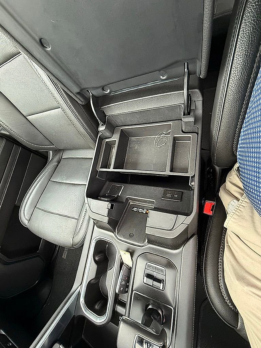 Used 2022 GMC Sierra 1500 Denali AWD/4WD image 44