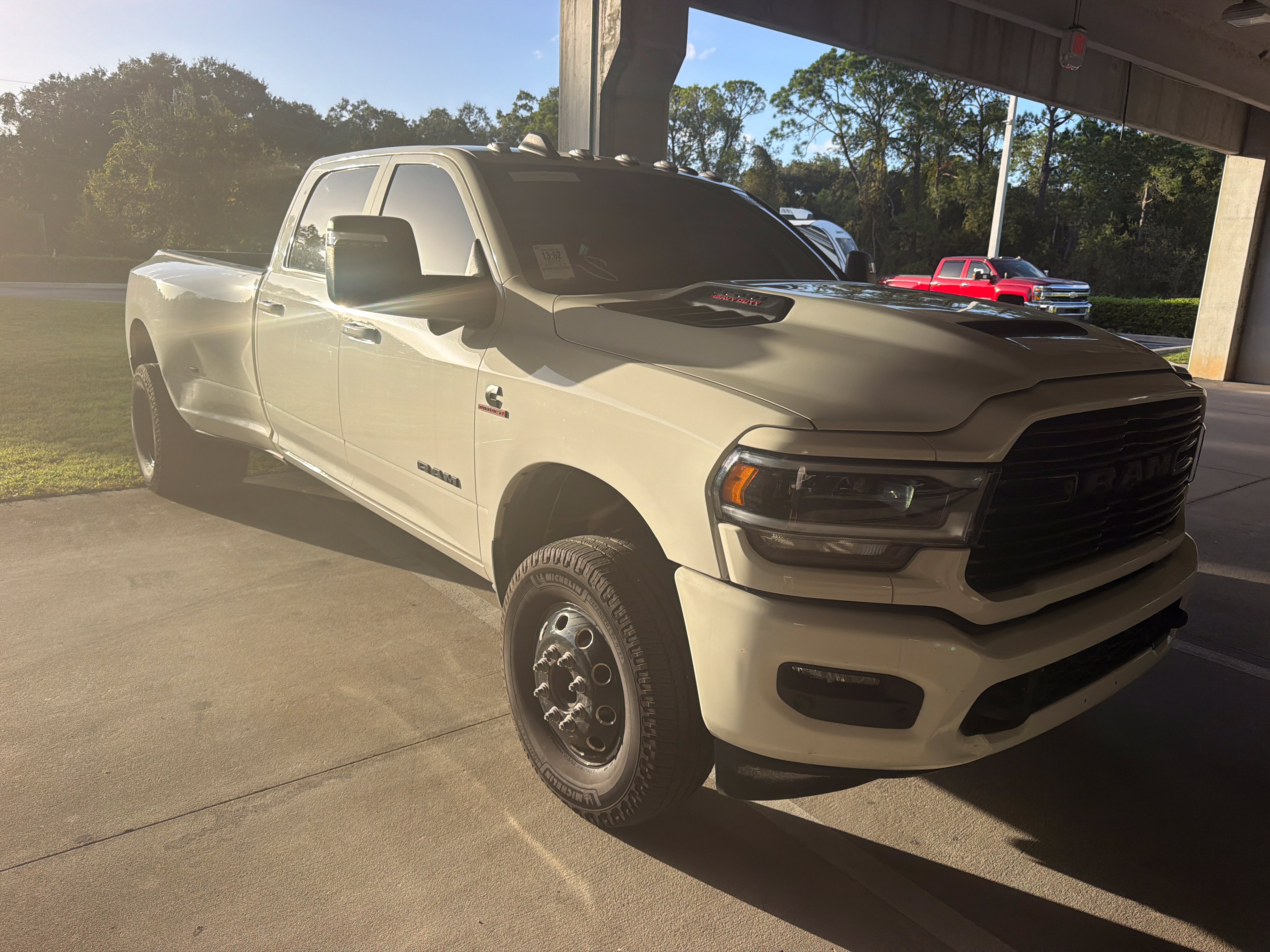 Used 2024 RAM 3500 Laramie w/ Night Edition AWD/4WD image 1