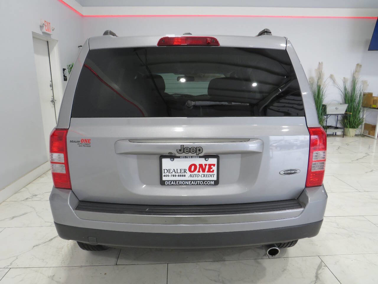 Used 2017 Jeep Patriot Sport w/ Power Value Group image 4