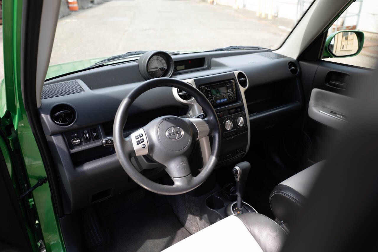 Used 2006 Scion xB FWD image 66