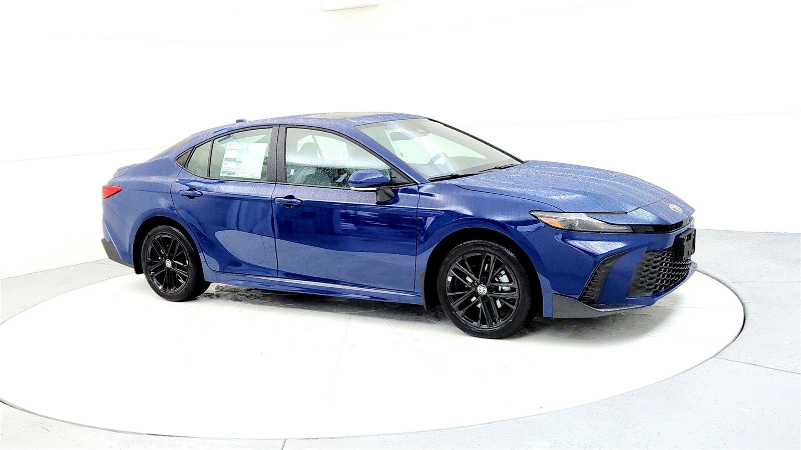 New 2026 Toyota Camry SE image 7