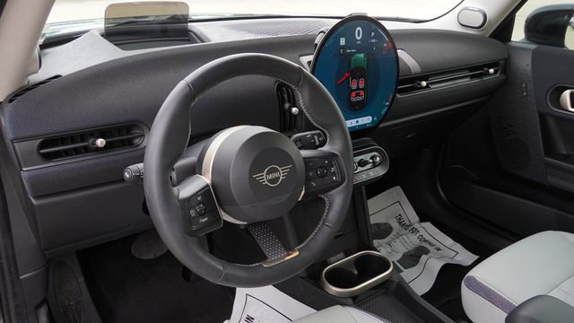 Used 2025 MINI Cooper S image 15