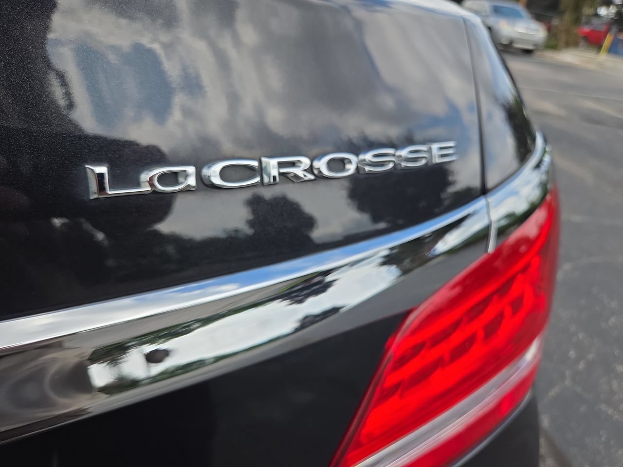 Used 2015 Buick LaCrosse FWD image 24