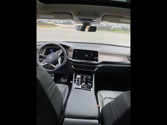 New 2026 Volkswagen Atlas SEL Premium R-Line AWD/4WD image 11