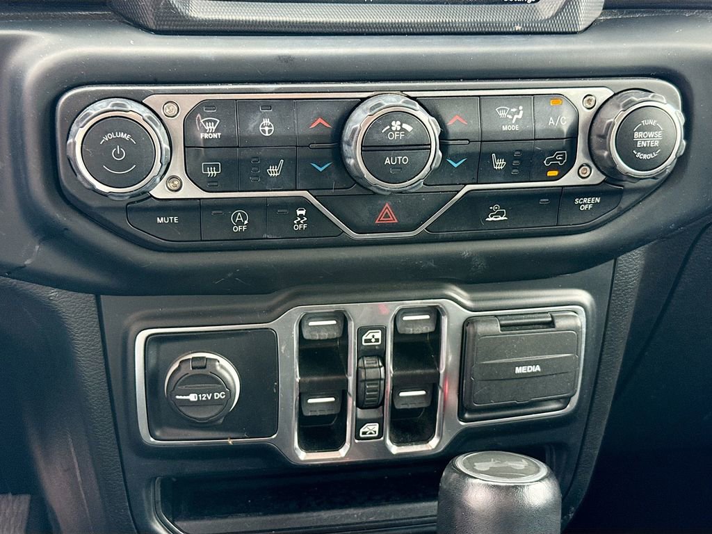 Used 2022 Jeep Wrangler Unlimited Sahara image 17