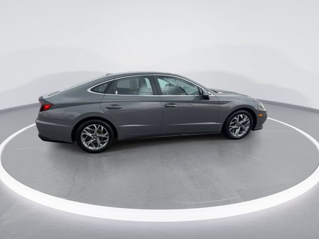 Certified 2023 Hyundai Sonata SEL w/ Cargo Package FWD image 9
