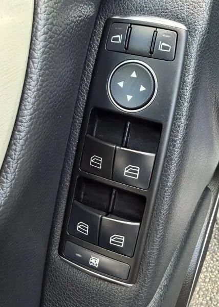 Used 2014 Mercedes-Benz C 250 Sedan image 44