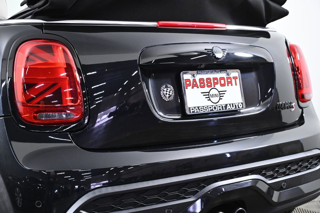 Certified 2023 MINI Cooper S image 8