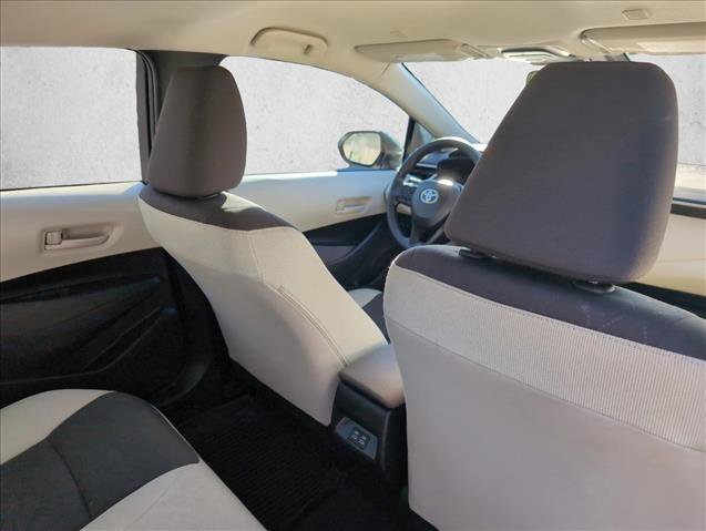 Used 2025 Toyota Corolla LE image 21
