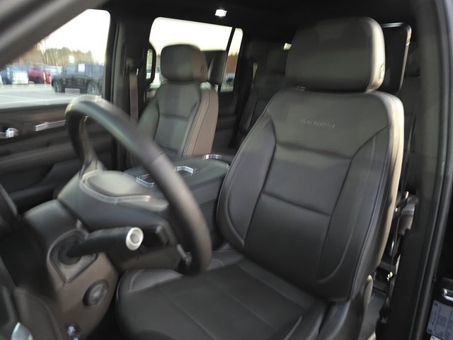 Used 2023 GMC Yukon XL Denali w/ Max Trailering Package image 16