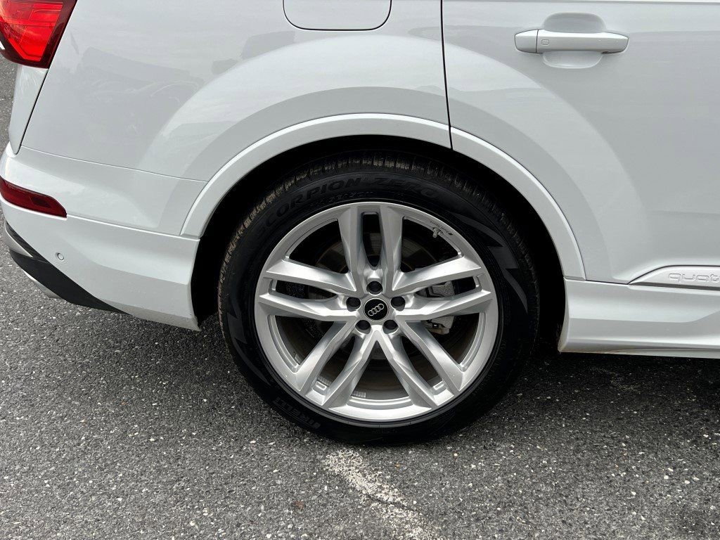Used 2025 Audi Q7 3.0T Prestige w/ Prestige Package image 10
