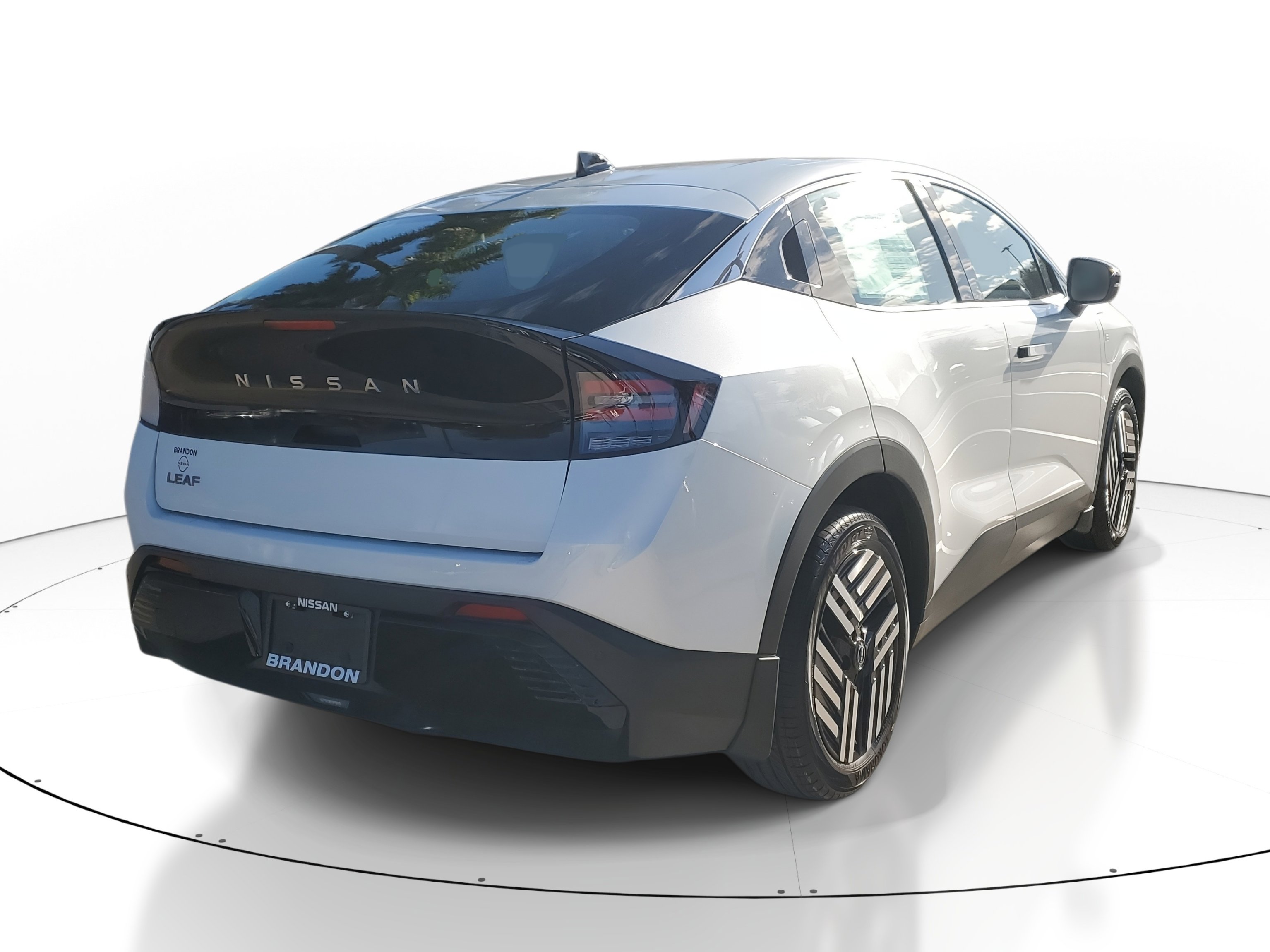 New 2026 Nissan Leaf SV+ w/ Floor Mat Package (SV+) image 7