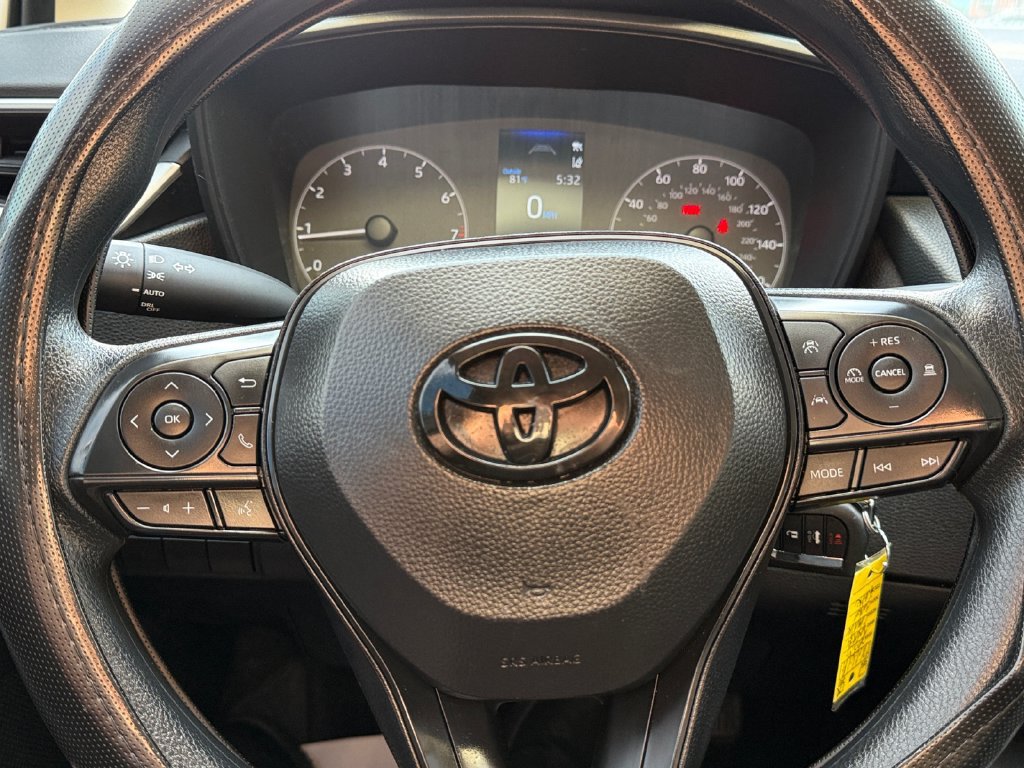 Certified 2025 Toyota Corolla LE FWD image 32