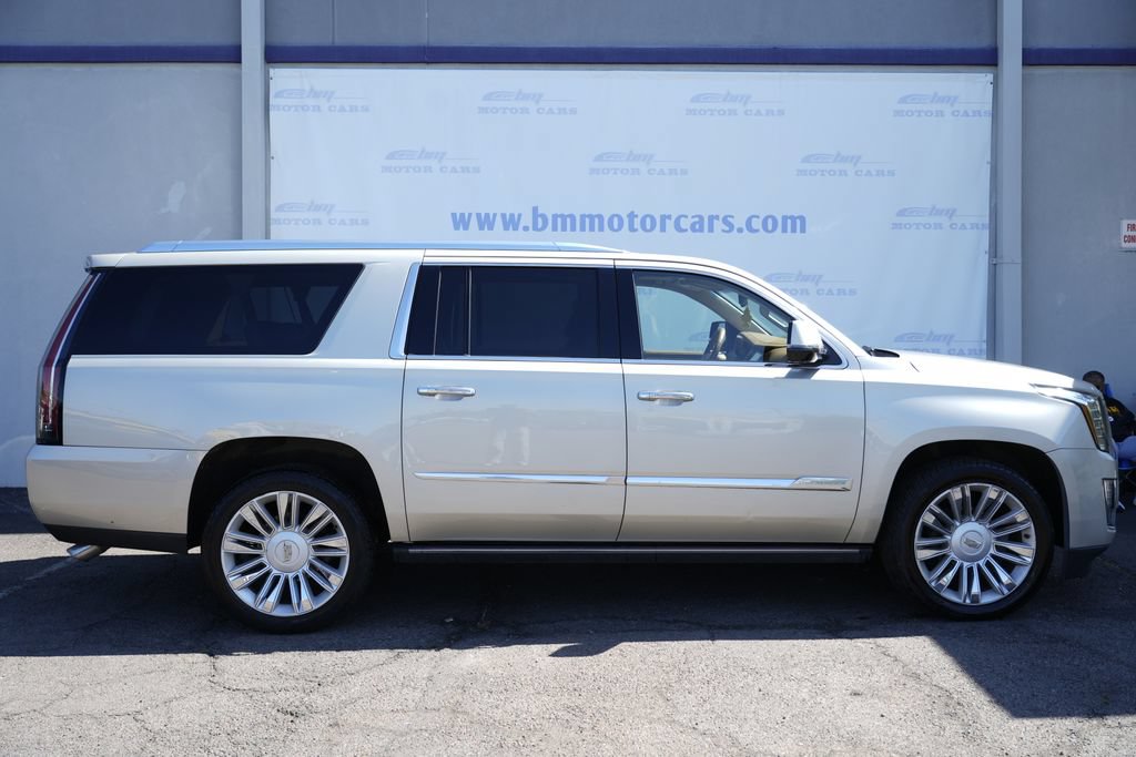 Used 2015 Cadillac Escalade ESV Platinum AWD/4WD image 7