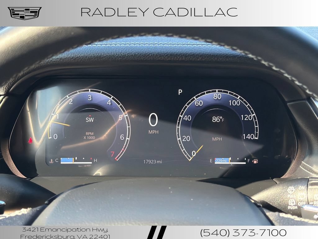 Used 2025 Jeep Grand Cherokee Limited AWD/4WD image 6