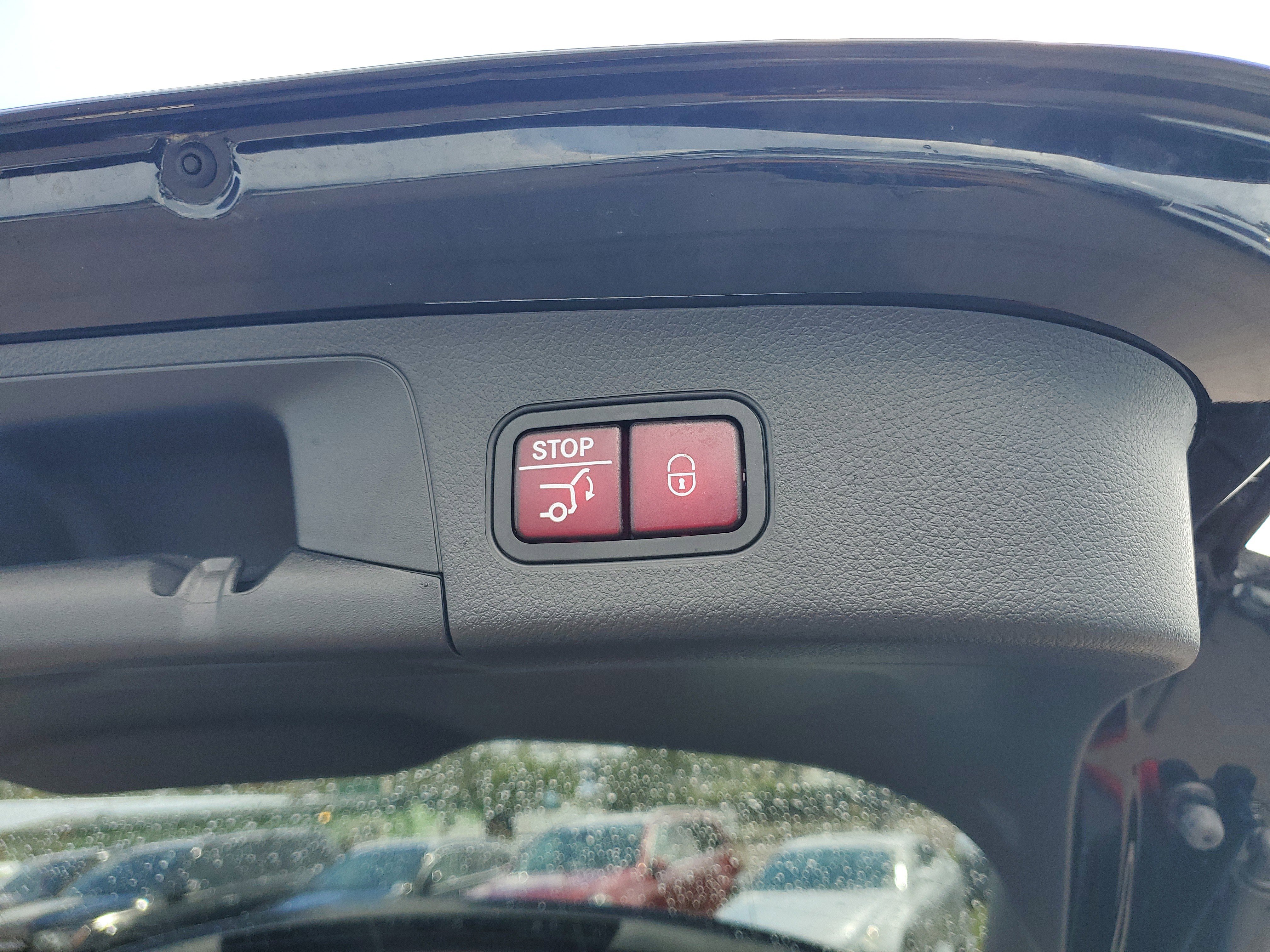 Certified 2025 Mercedes-Benz GLA 250 image 8