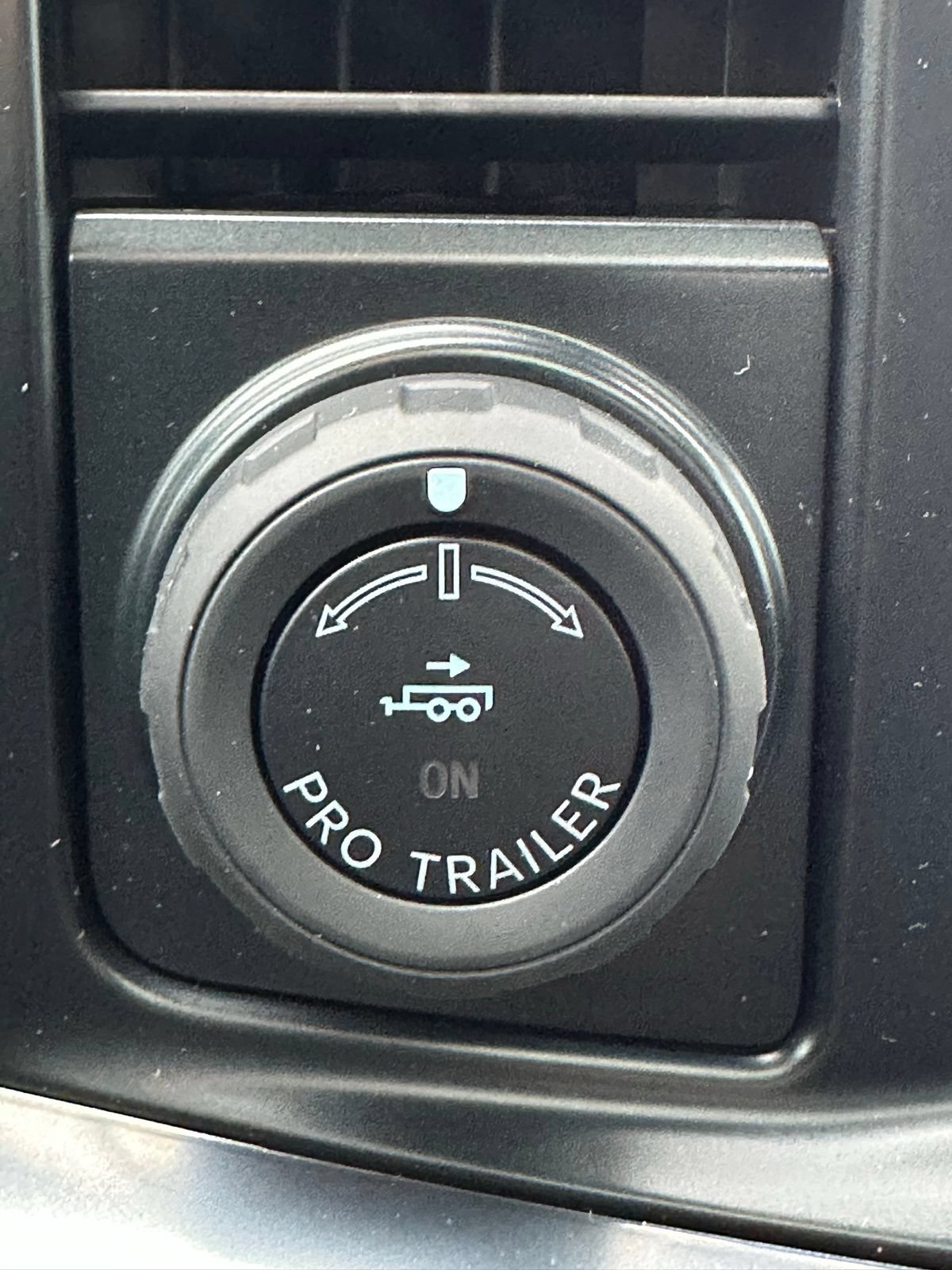 New 2025 Ford F350 Lariat w/ Lariat Ultimate Package AWD/4WD image 21