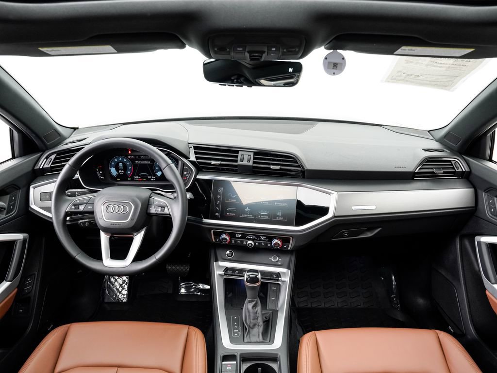 Certified 2025 Audi Q3 2.0T Premium Plus w/ Premium Plus Package image 19
