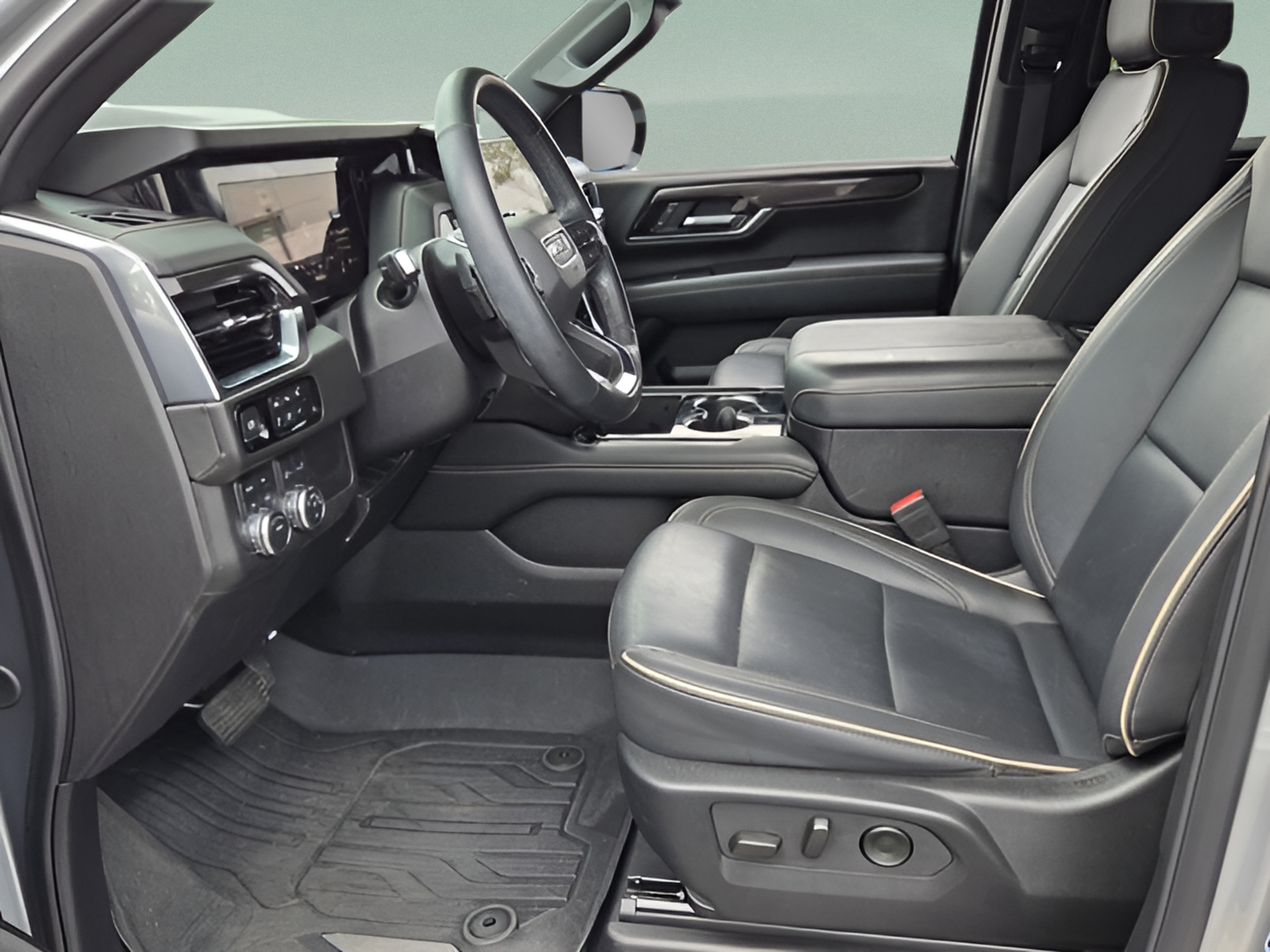 Used 2025 GMC Yukon XL Elevation AWD/4WD image 10