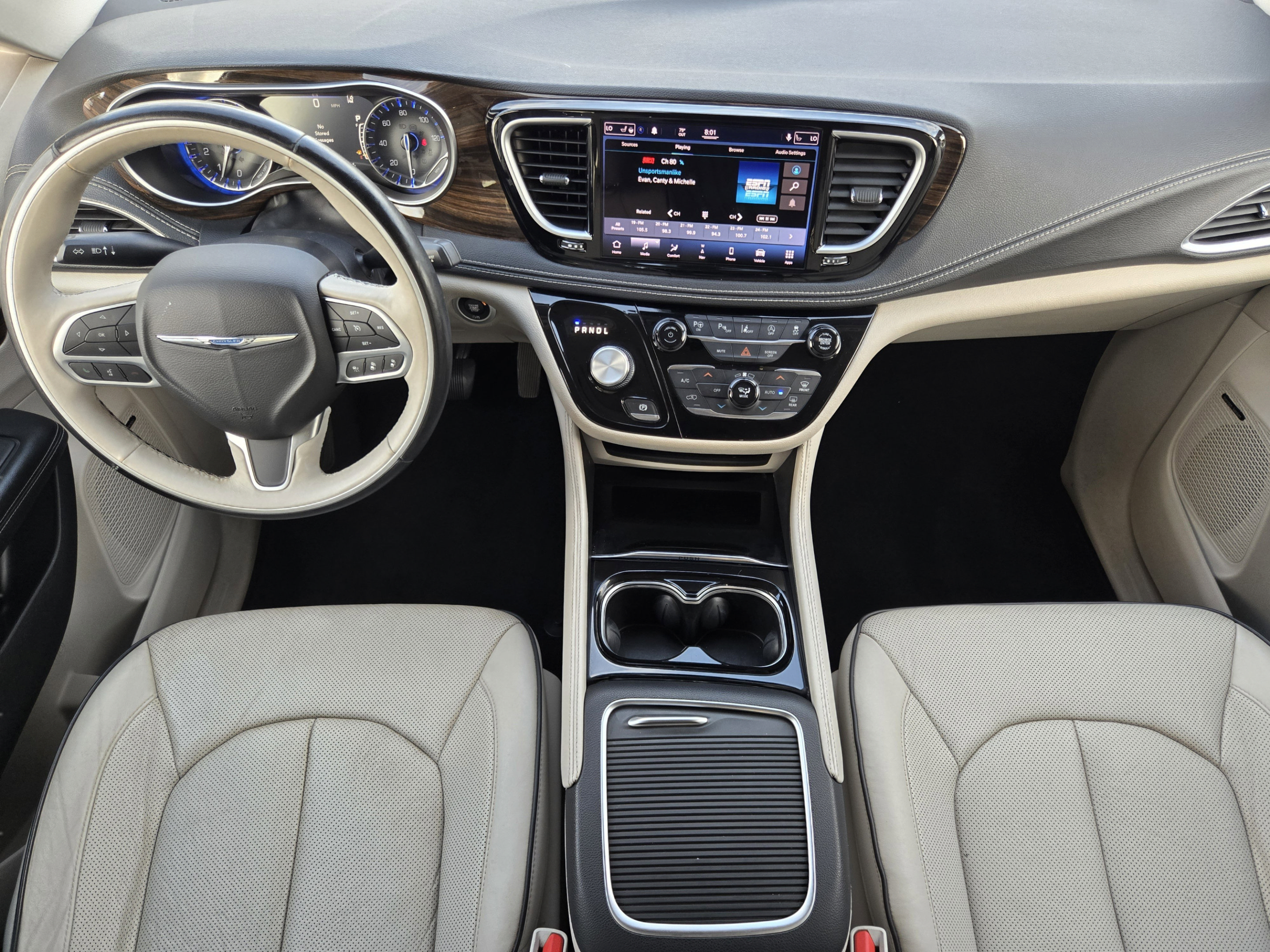 Used 2021 Chrysler Pacifica Limited w/ Premium & Safety Sphere Group AWD/4WD image 22
