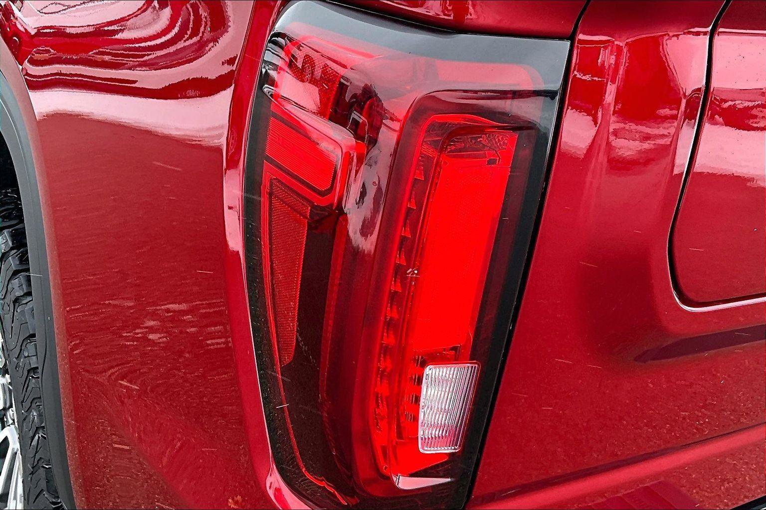 Used 2021 GMC Sierra 1500 AT4 w/ AT4 Value Package image 31