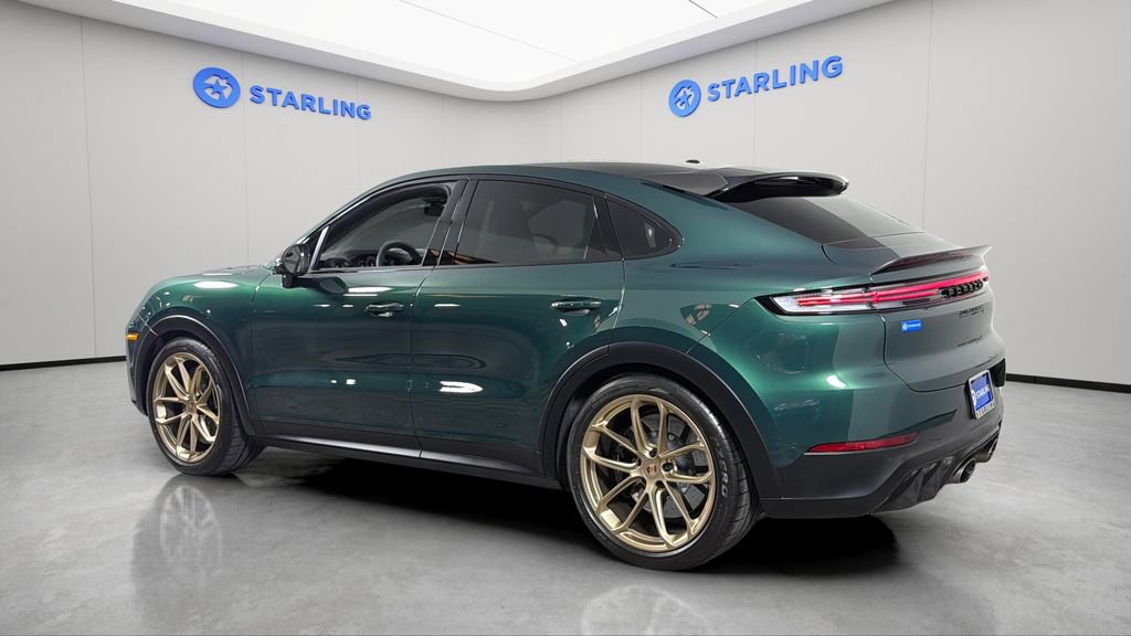 Used 2025 Porsche Cayenne Turbo GT AWD/4WD image 5
