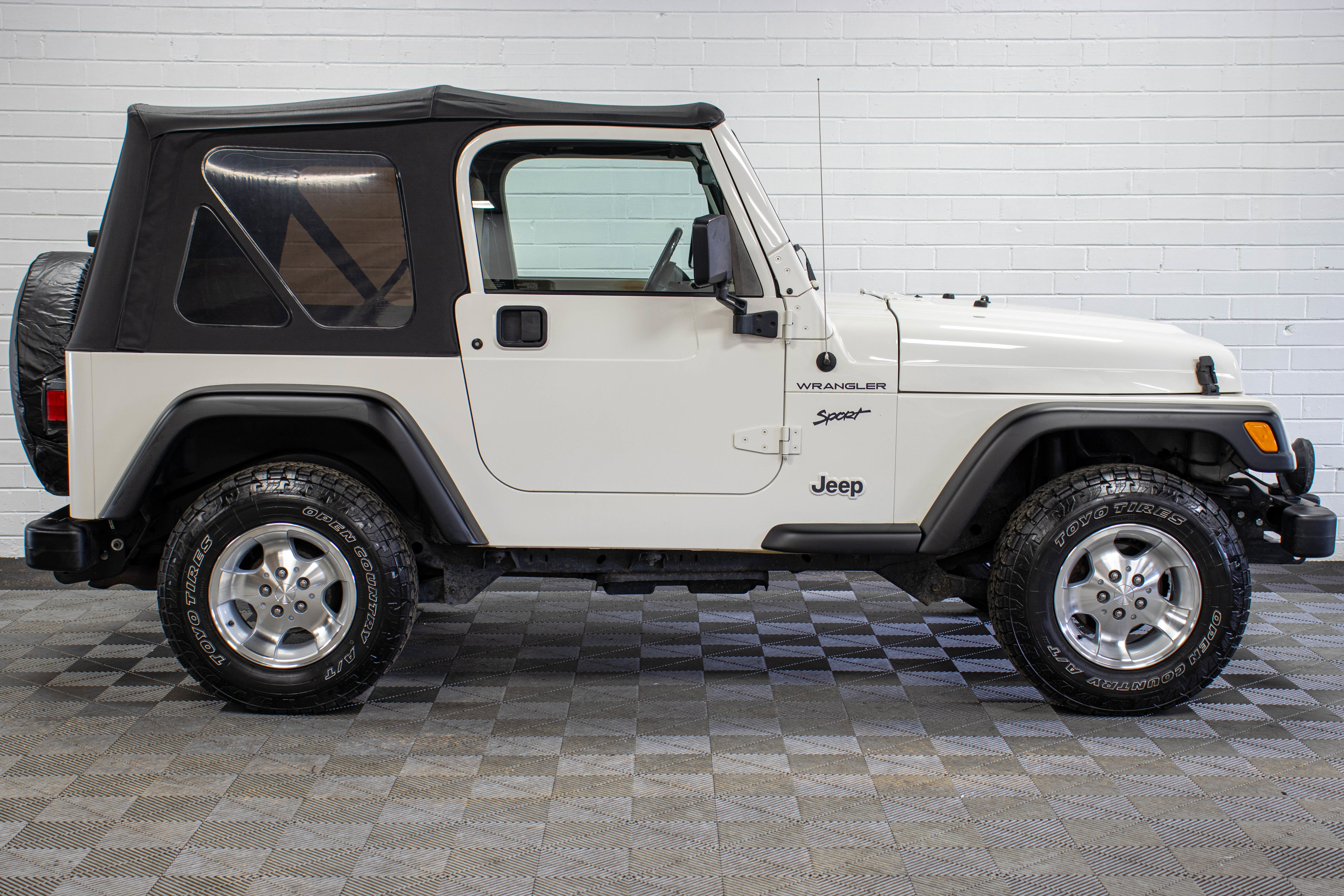 Used 2002 Jeep Wrangler Sport AWD/4WD image 2