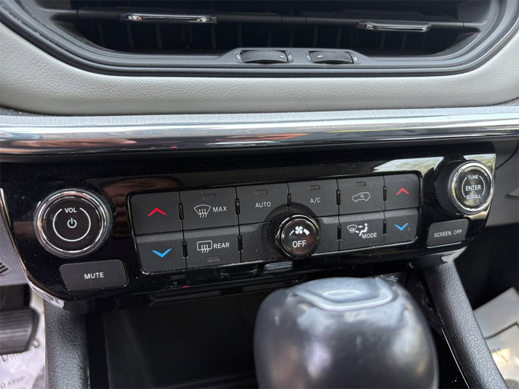 Certified 2022 Jeep Compass Limited image 29