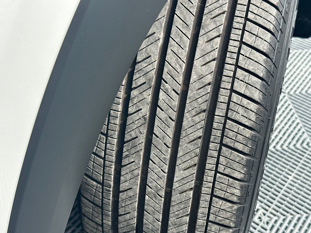 Used 2025 Chevrolet Trax ACTIV image 24