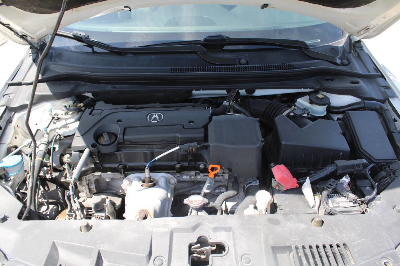 Used 2017 Acura ILX FWD image 17