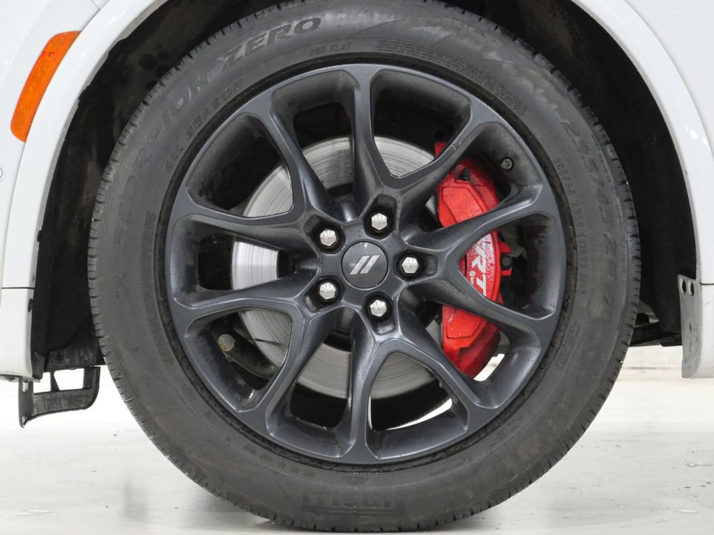 Used 2022 Dodge Durango R/T w/ Tow 'N Go Package AWD/4WD image 10