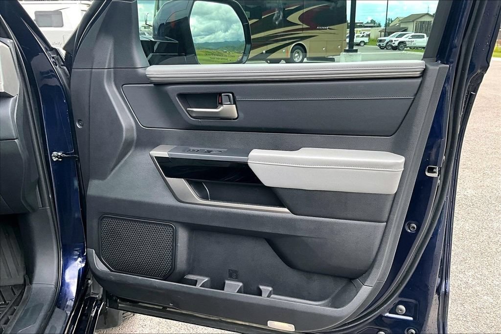 Used 2023 Toyota Tundra Limited AWD/4WD image 25