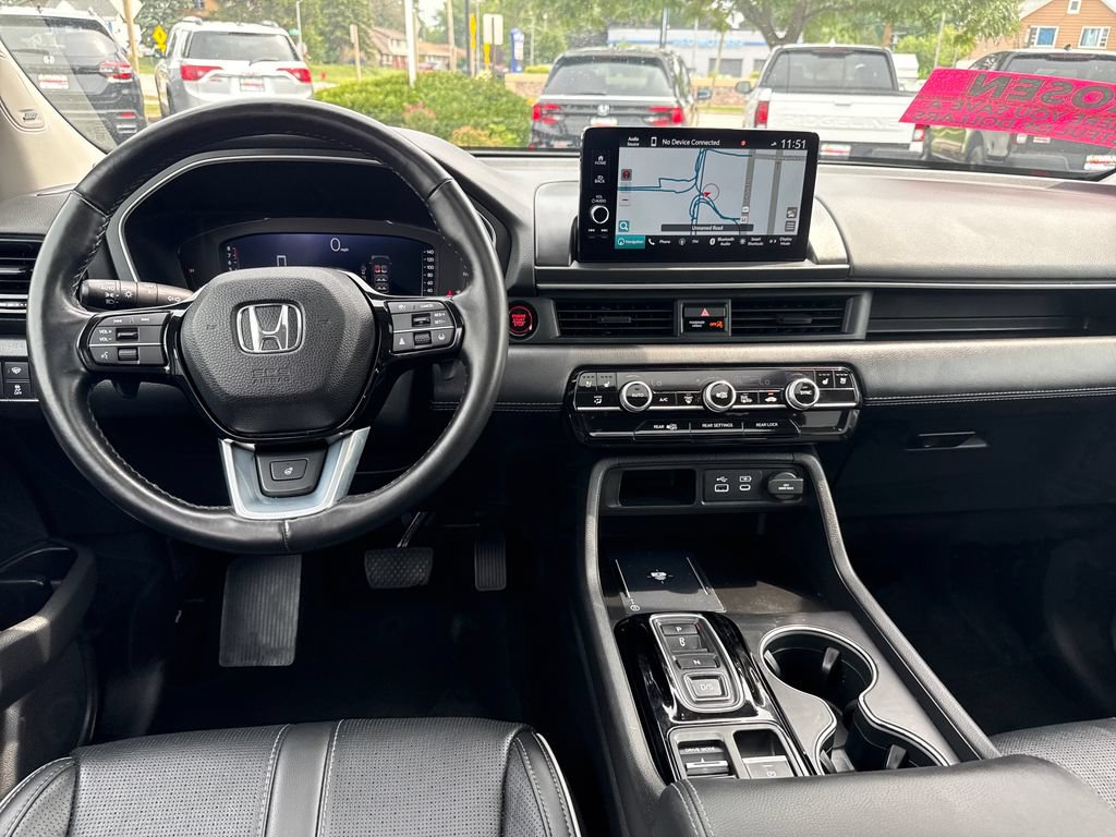Used 2024 Honda Pilot Elite image 27