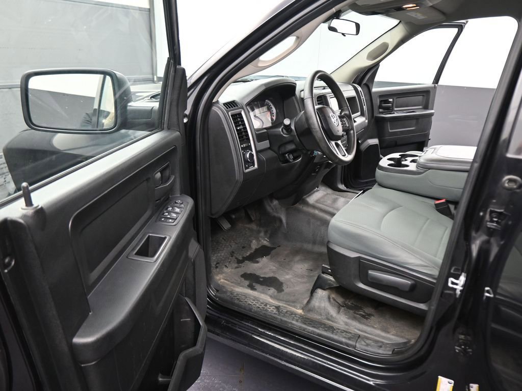 Used 2018 RAM 1500 Tradesman w/ Popular Equipment Group image 38
