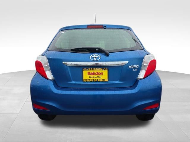 Used 2013 Toyota Yaris L image 7