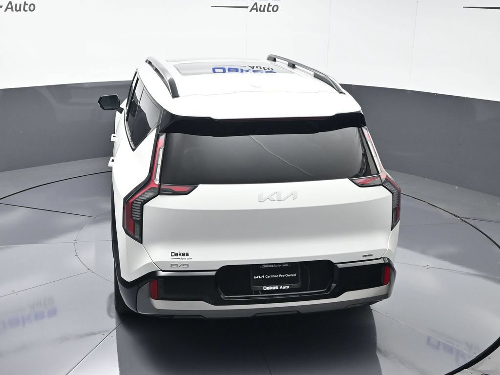 Certified 2024 Kia EV9 GT-Line AWD/4WD image 56