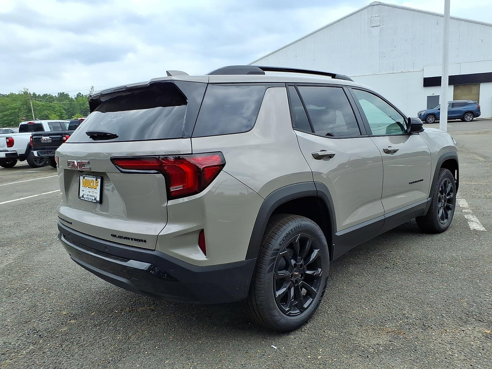 New 2026 GMC Terrain Elevation w/ Elevation Premium Package AWD/4WD image 6