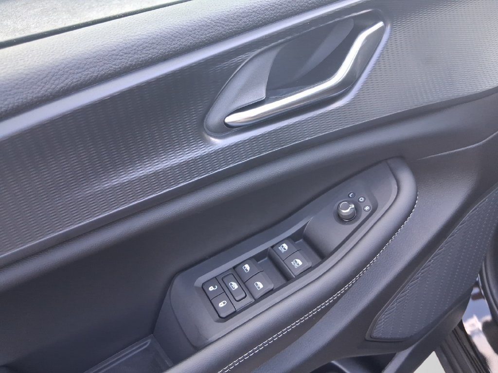 New 2027 Jeep Grand Cherokee Laredo X AWD/4WD image 9