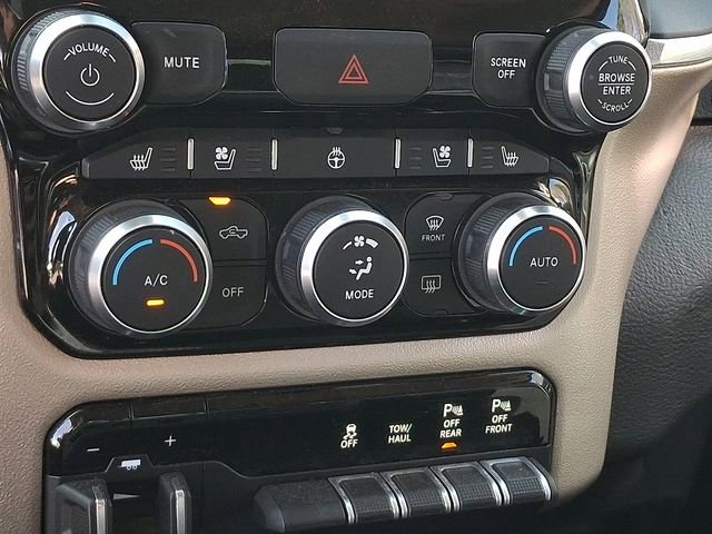 Used 2019 RAM 1500 Laramie image 15