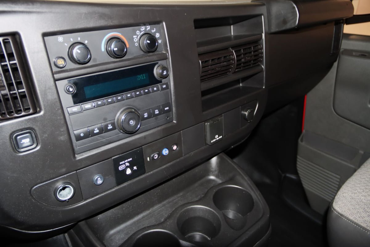 Used 2023 GMC Savana 3500 Extended w/ Driver Convenience Package RWD image 38