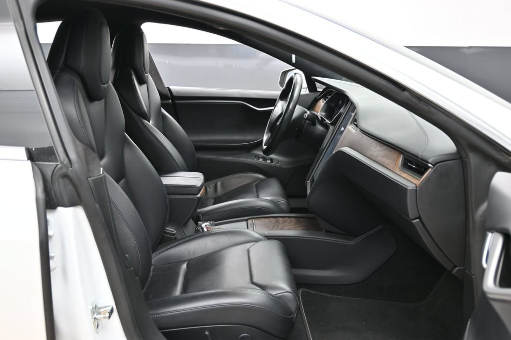 Used 2020 Tesla Model S Performance AWD/4WD image 36