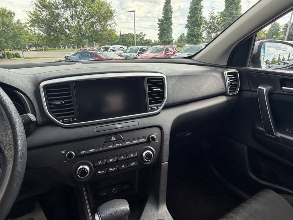 Used 2022 Kia Sportage LX FWD image 26