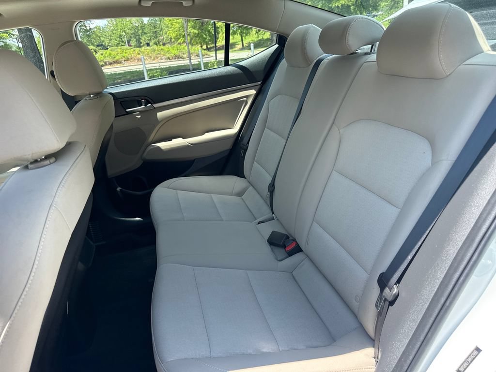 Used 2017 Hyundai Elantra Value Edition w/ Cargo Package FWD image 31