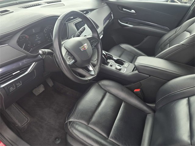 Used 2023 Cadillac XT4 Luxury w/ Cold Weather Package image 21