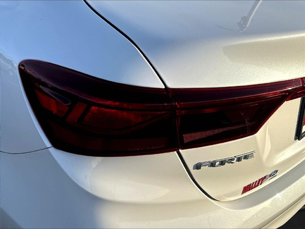 Used 2023 Kia Forte LXS FWD image 30