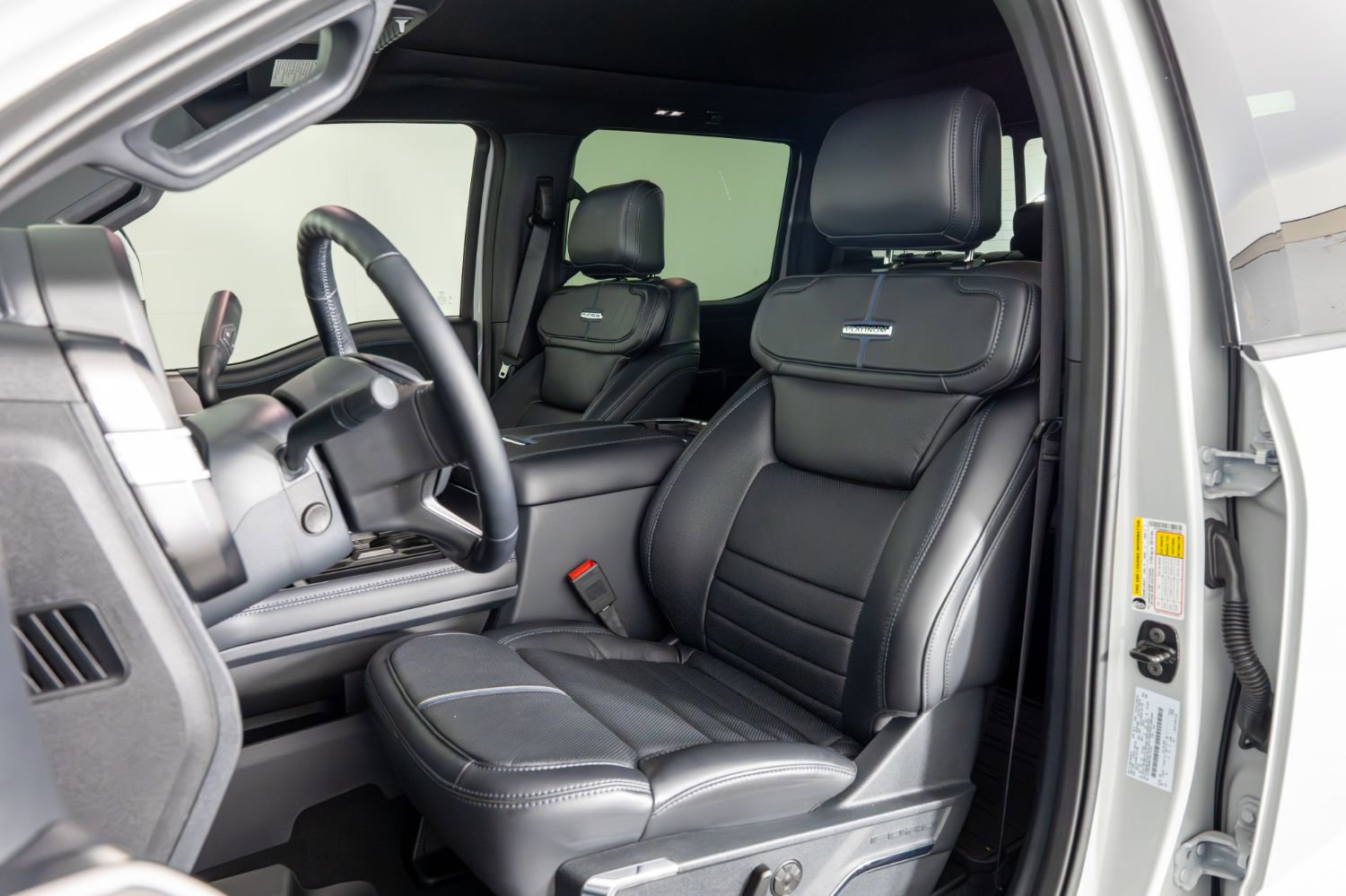 Used 2026 Ford F350 Platinum image 15