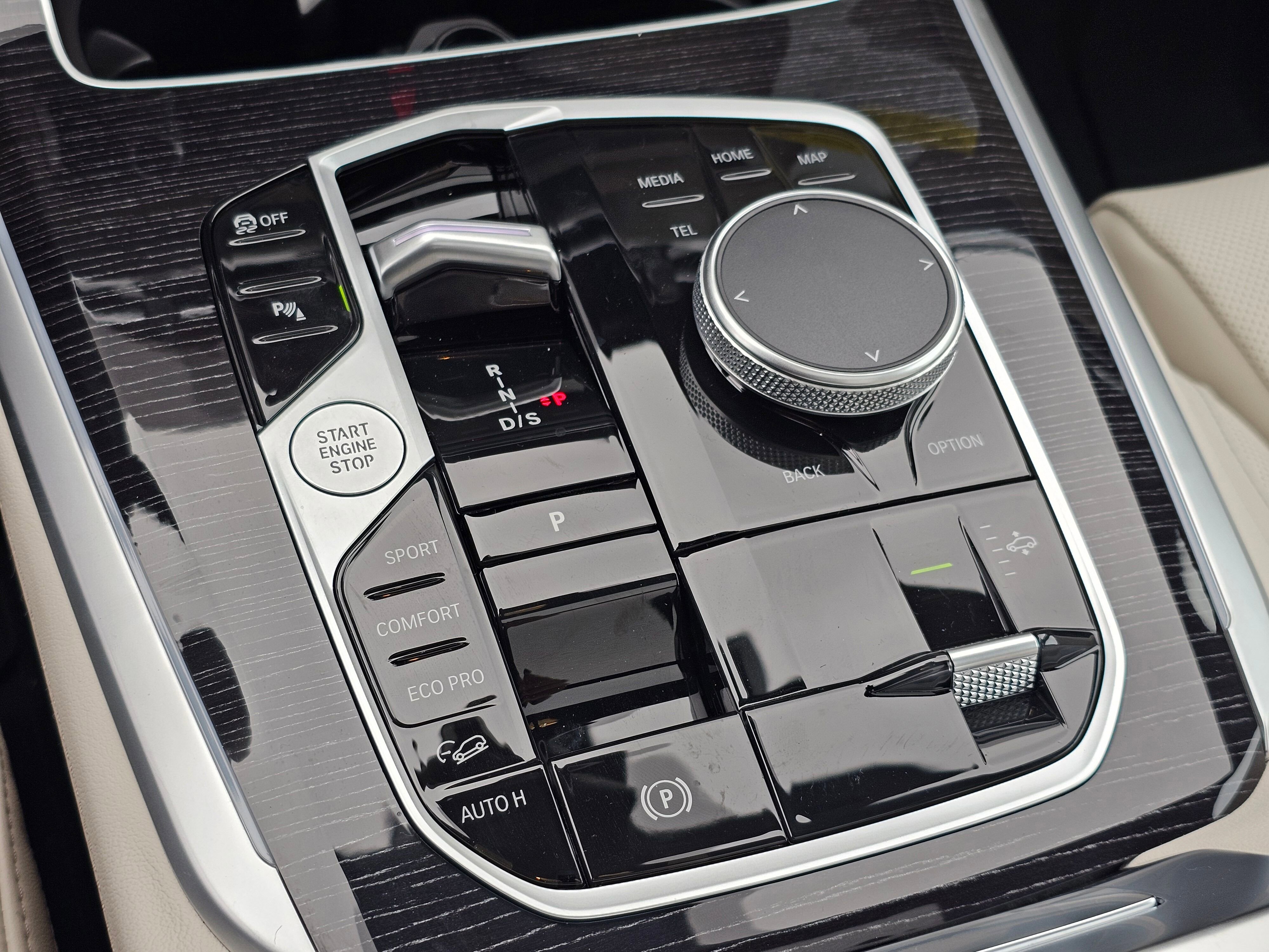 New 2026 BMW X5 xDrive40i w/ M Sport Package image 22